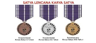 90satya.jpg