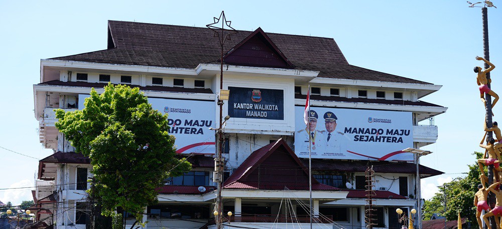 Surat Edaran Walikota tentang Pola Hidup Sederhana dan Etika Penggunaan Media Sosial Bagi Pegawai ASN di Lingkungan Pemerintah Kota Manado DSC00122sss.jpg
